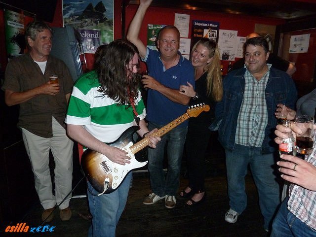 _dave_mchugh_band_at_gunnerys18.jpg