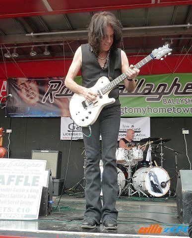 _pat_mcmanus_band19.jpg