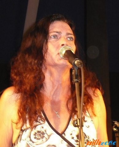 _reba_russell_band11.jpg
