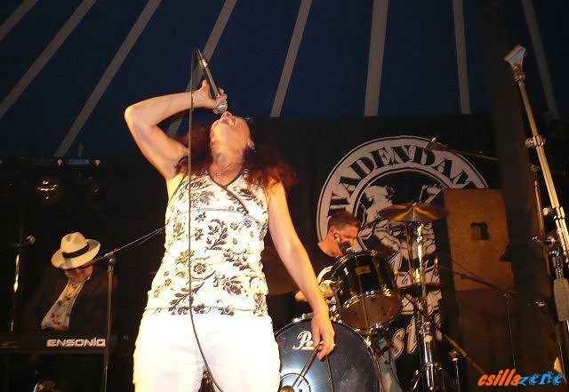 _reba_russell_band8.jpg