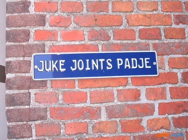 photo3.jpg
