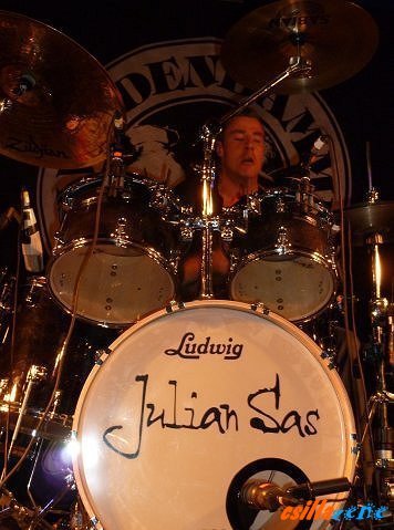 _julian_sas_band21.jpg