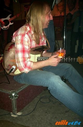 _tony_edwards9.jpg