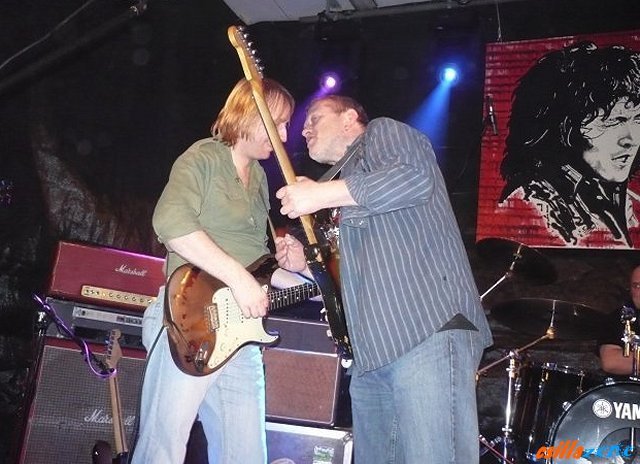 _tony_edwards_and_barry_barnes.jpg