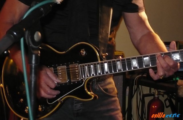 _jan_akkerman_band4.jpg