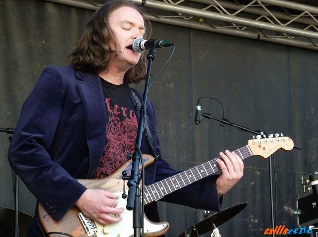 _mark_black_band.jpg