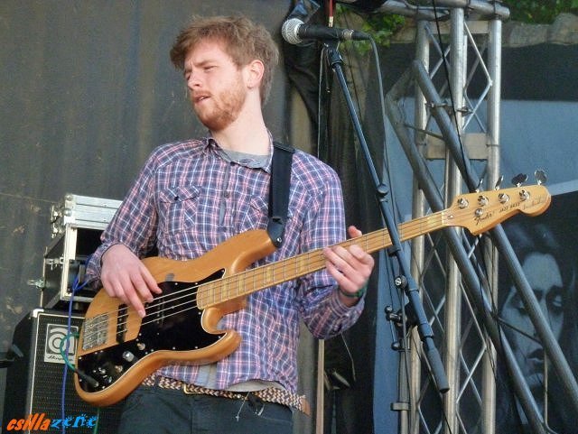 _mark_black_band6.jpg