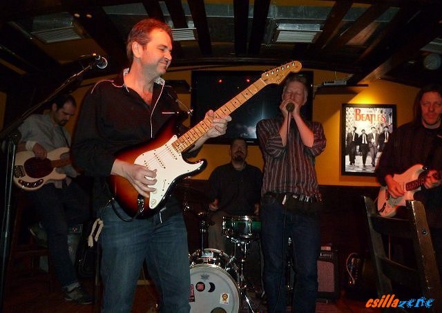 _sean_carney_with_trogers.jpg