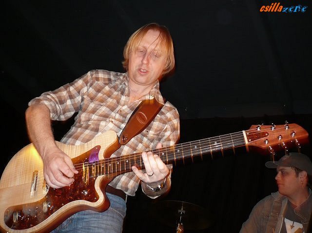 _tony_edwards4.jpg