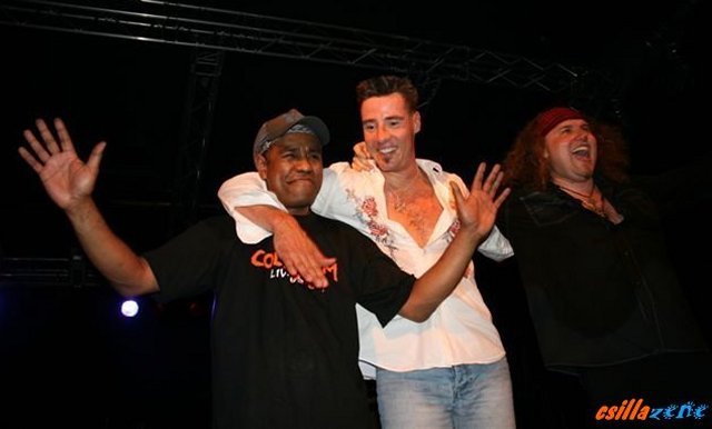 _julian_sas_band2.jpg